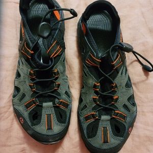 Merrell Boys Size 7 Sandal/Shoes